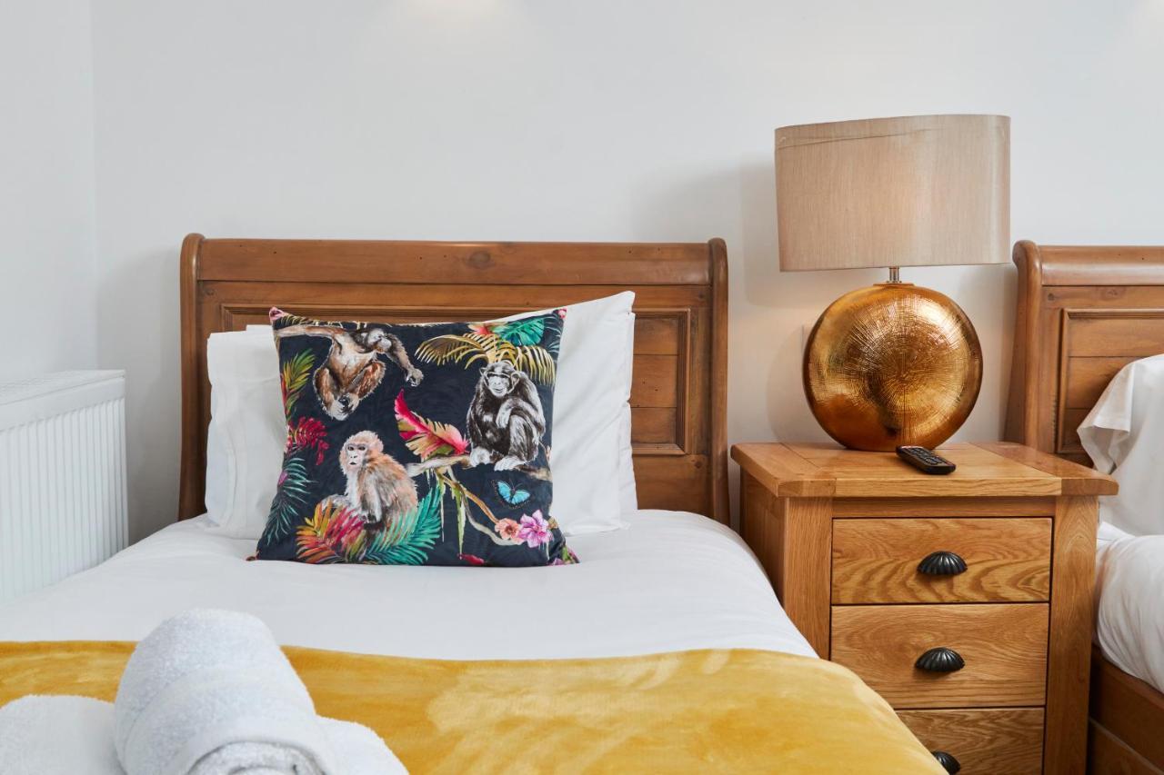 The Nutcracker Suite - Self Check-In, Self-Catering Apartment For East Midlands Airport เค็กเวิร์ธ ภายนอก รูปภาพ